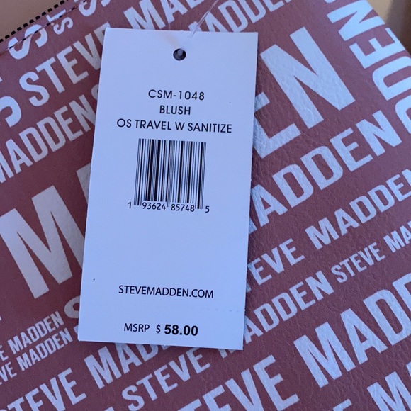 Steve Madden Travel bag with Sanitizer - Picture 6 of 8